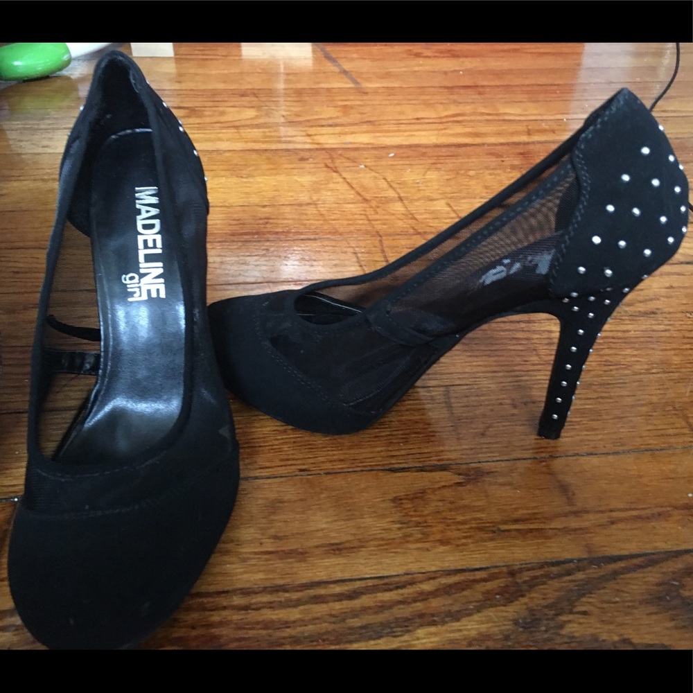Woman’s Black Madeline Girl heels size 7